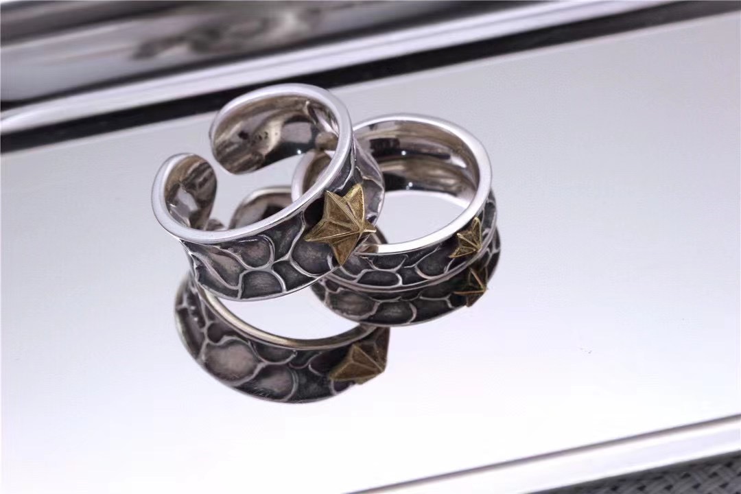 E6E58366-5DF0-4217-B811-8551C809F76C